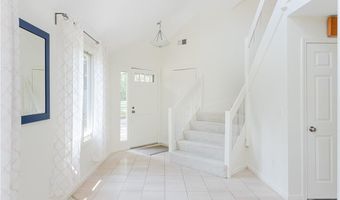 112 Harrison Ave, Newport, RI 02840