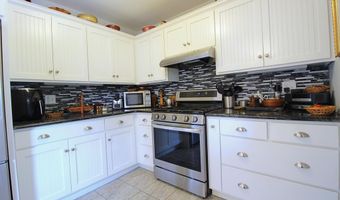 1538 Redfields Rd, Appomattox, VA 24522