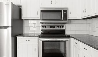 721 Pioneer Dr, Indianapolis, IN 46217