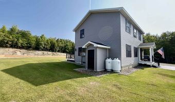 107 Grandview Dr, Berlin, NH 03570