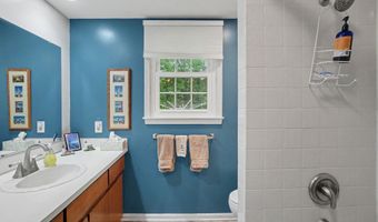 219 Jackson St, Allegan, MI 49010