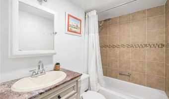 364 Bellevue Ave A1, Newport, RI 02840
