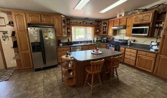 190 Meadow Rd, Challis, ID 83226