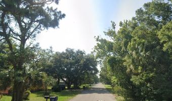 235 11th St, Apalachicola, FL 32320