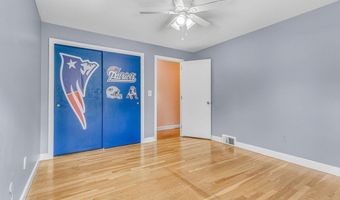 3 Russell Rd, Acton, MA 01720
