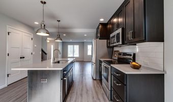 2555 Spark St, Fitchburg, WI 53711