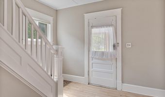 130 Ferguson Ave, Burlington, VT 05401