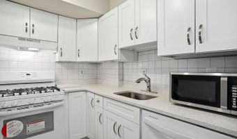 1245 13TH St NW #606, Washington, DC 20005