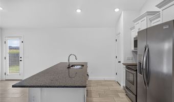 709 NW 63rd Ave, Bentonville, AR 72713