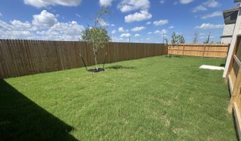 10313 Lassen Park, Adkins, TX 78101