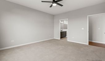 1571 Timberland Dr, Algonquin, IL 60102