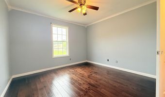 64 Belair Dr, Arab, AL 35016