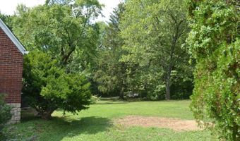 409 E. Elm St, Albion, IL 62806