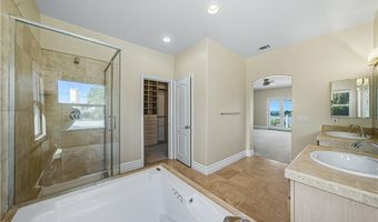 1107 Las Flores Dr, Carlsbad, CA 92008