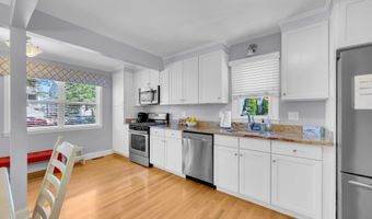 110 Trenton Ave, Point Pleasant Beach, NJ 08742