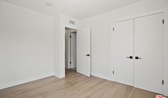 10032 Forbes Ave, North Hills, CA 91343