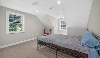 40 Adelman Rd, Billerica, MA 01821