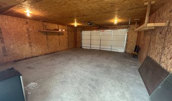 624 Kersten St, Bottineau, ND 58318