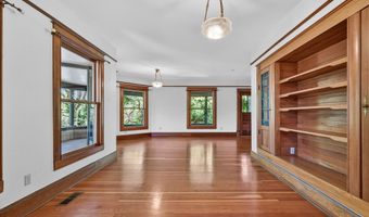 19 Gresham St, Ashland, OR 97520