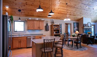 713 W 17th Ln, Arkdale, WI 54613