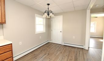 35 Mildred Ave, Bangor, ME 04401