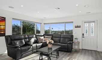 3120 Poe St, San Diego, CA 92106
