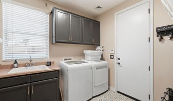4221 S NEWPORT St, Chandler, AZ 85249