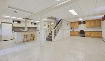 200 Waterman Lake Dr, Glocester, RI 02814