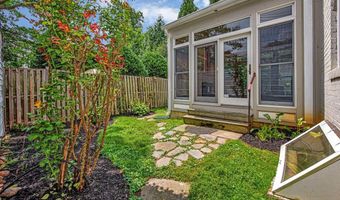 115 LUCAS Ln, Bethesda, MD 20814