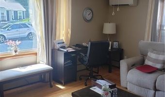 5 Cass St, Lincoln, RI 02865