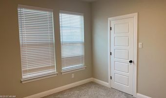 210 Navajo Trl, Alvarado, TX 76009