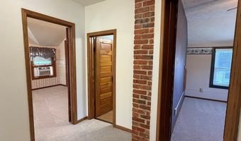 709 N St, Aurora, NE 68818