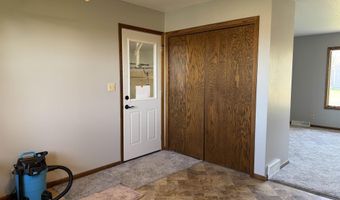 500 E 9th St, Bridgewater, SD 57319