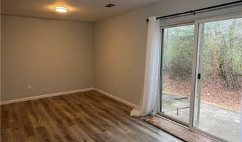 64 Country Place Ct, Alpharetta, GA 30005