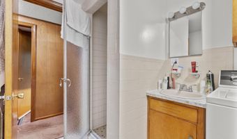 355 W Avon Rd, Avon, CT 06001