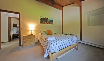 707 Benton Hill Rd, Becket, MA 01223