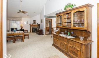 6943 Arjay Dr, Indianapolis, IN 46217