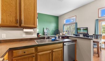 15641 Flight Ln, Apple Valley, MN 55124