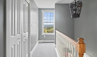 34 Goldsbury Woods Rd, Barre, VT 05641