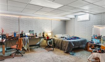 4082 Huntington Ct, Ashtabula, OH 44004