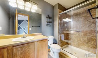 5904 S Ukraine St, Aurora, CO 80015