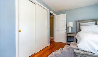 185 Brookhaven Rd, North Kingstown, RI 02852