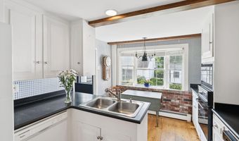 26 Grove St, Bath, ME 04530