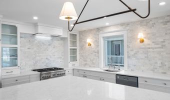 179 32nd St, Avalon, NJ 08202