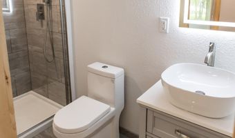 54 Skyline Dr, Albrightsville, PA 18210
