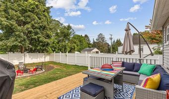 226 Becker Ave, East Providence, RI 02915