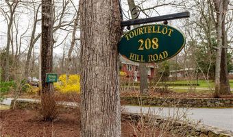 208 Tourtellot Hill Rd, Glocester, RI 02814
