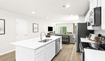 8011 Sterling Oaks Dr NW Plan: Fairview, Ash, NC 28420