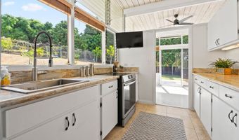 99-1019 Lauole St, Aiea, HI 96701