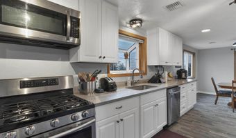 33844 Sunnyview Dr NE, Albany, OR 97322